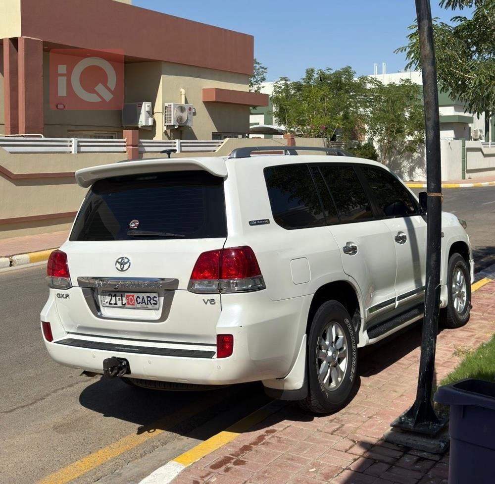 تويوتا لاندكروزر